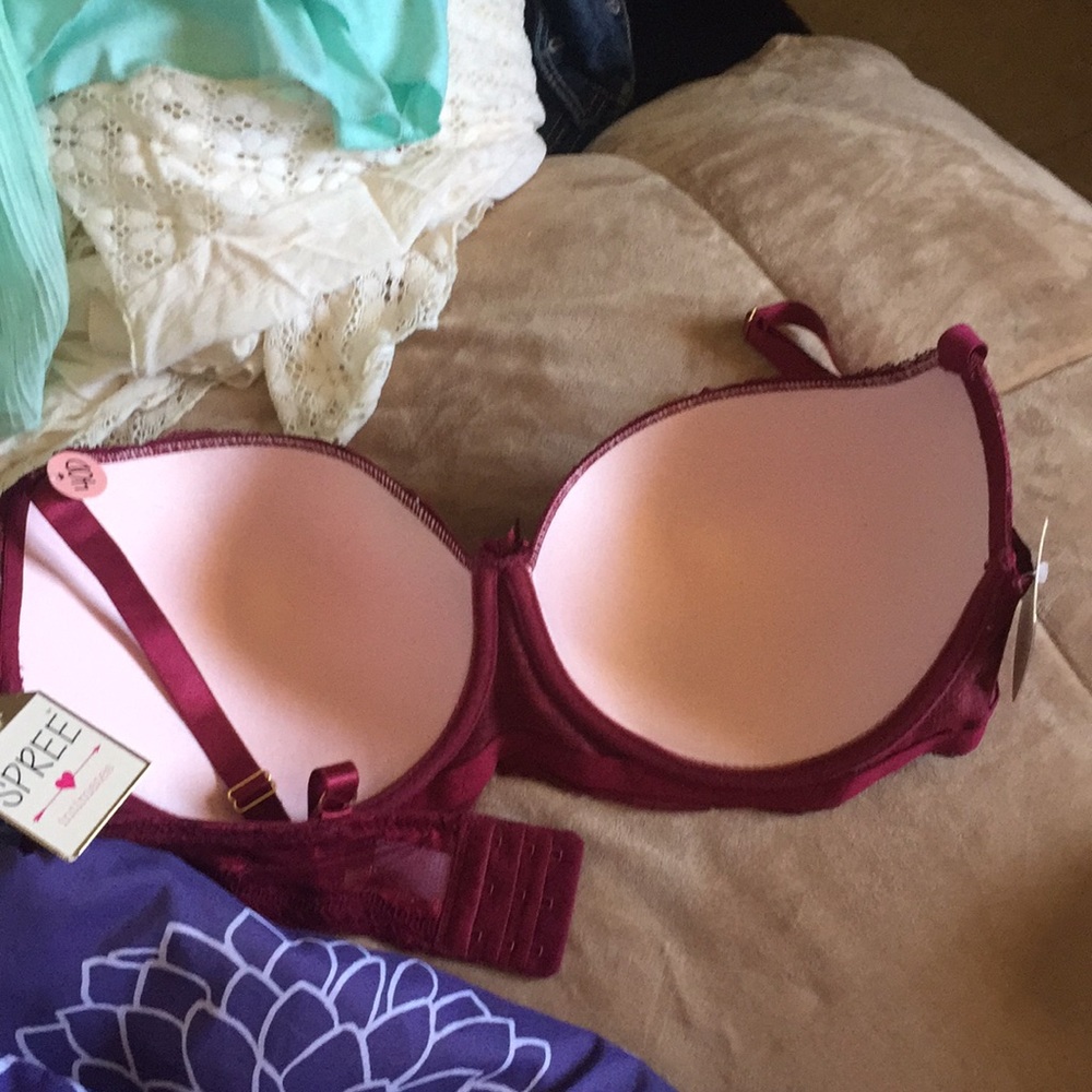 Bra - Picture 2 of 3